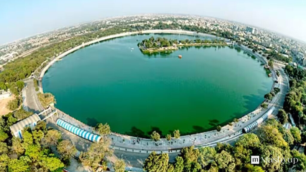 Kankaria Lake